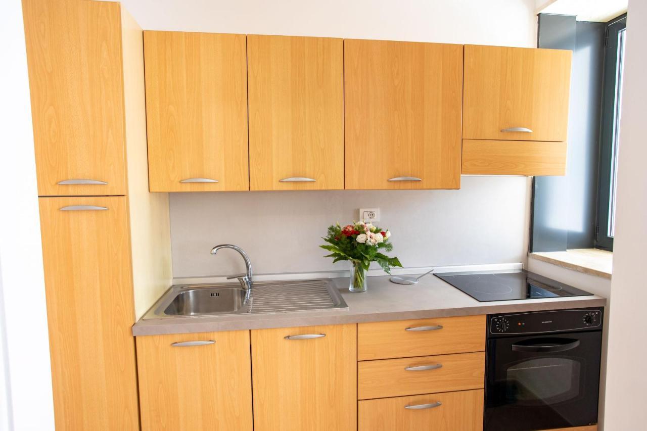 Altomare Aparthotel 4*