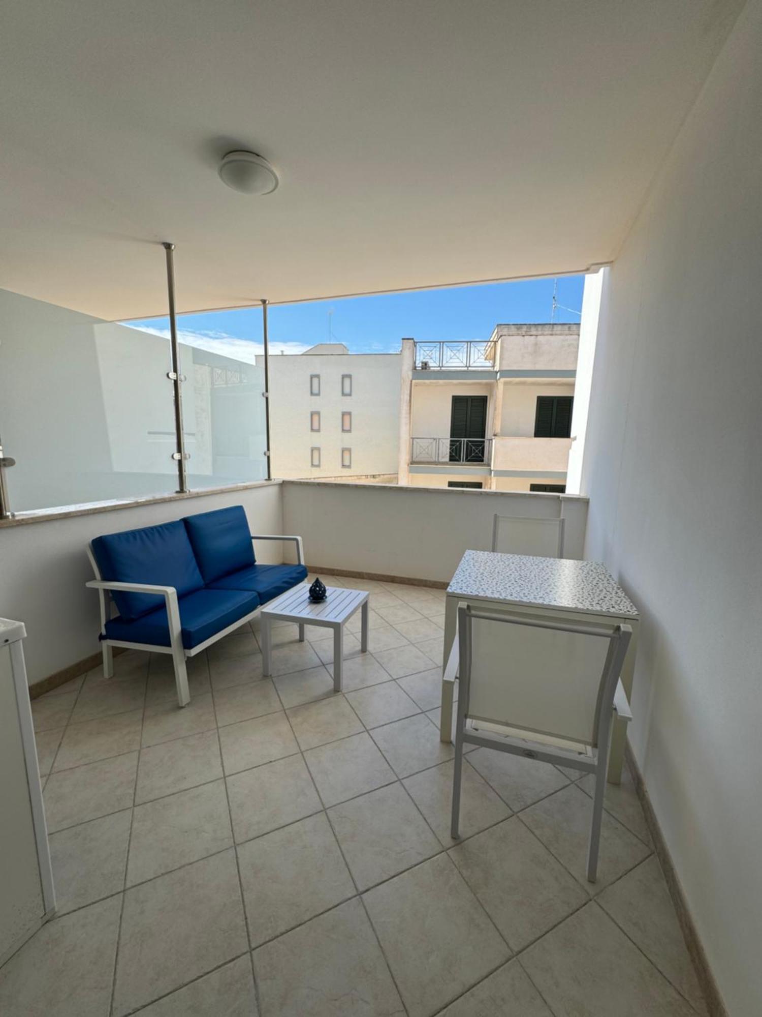 Altomare Aparthotel 4*